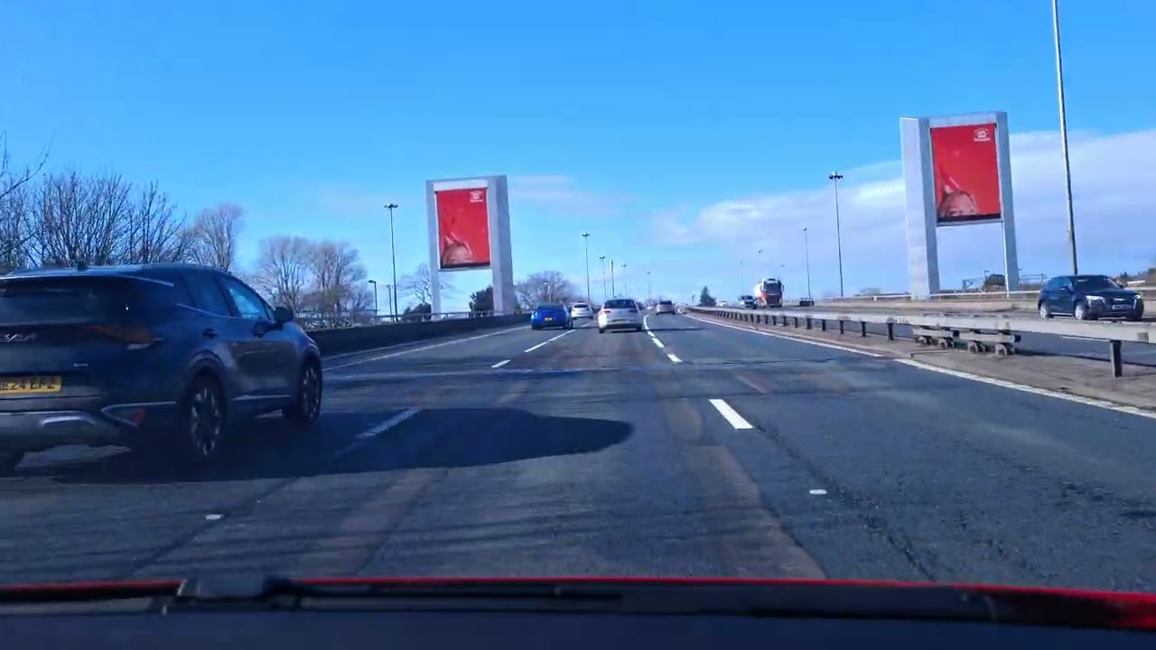 DRIVING 22 COMMUTE LIVERPOOL 