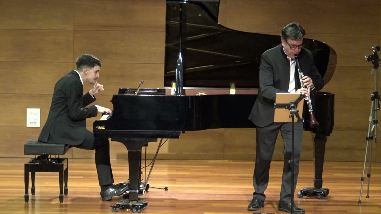 Sonata para clarinete en si bemol y piano - Francis Poulenc (Dúo Ferrer)