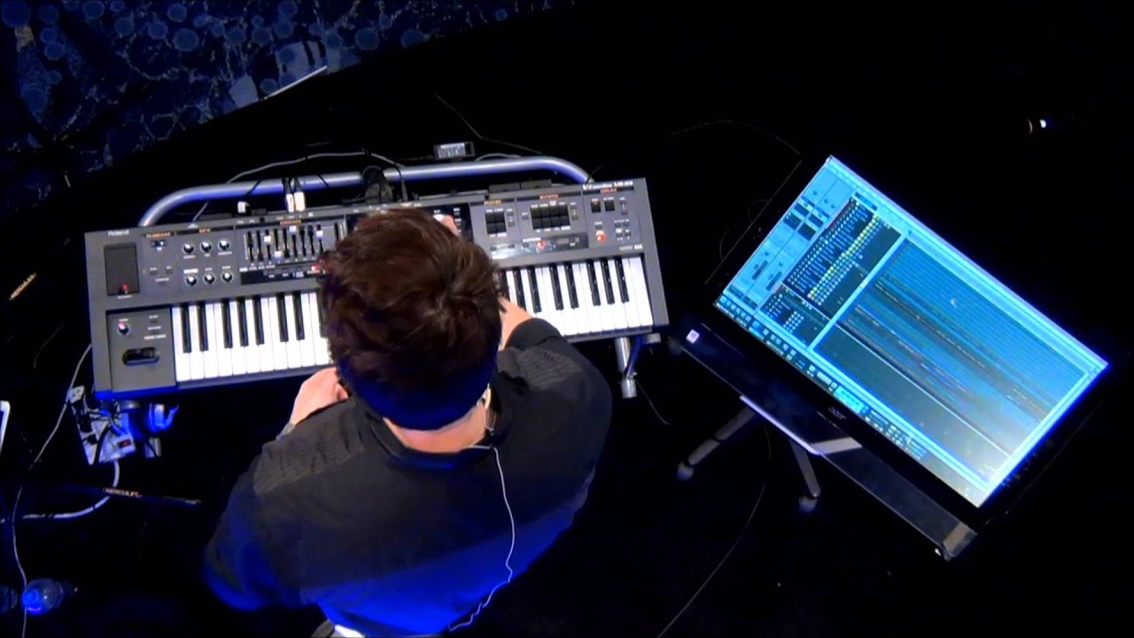 Roland V Combo VR09 Live Performance Keyboard - Roland VR09