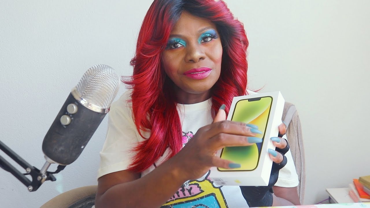 BIRTHDAY GIFT YELLOW IPHONE 14 PLUS UNBOXING ASMR CHEWING GUM/SCREEN TAPPING