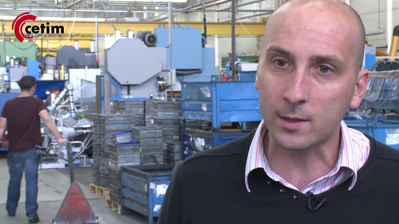 PINET | Usine de fabrication de charni&egrave;res utilisant des cellules Robotis&eacute;es