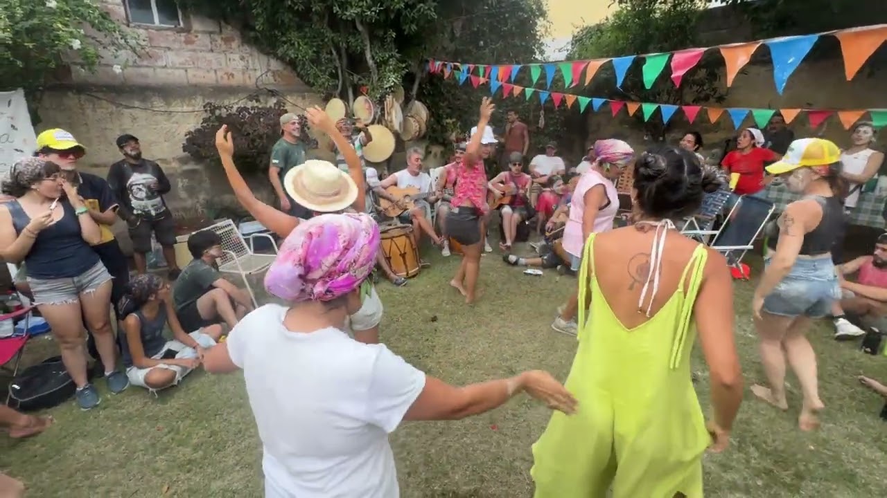 Patio de la abuelita Tuca /vid3 / Chaya Laurel 2026