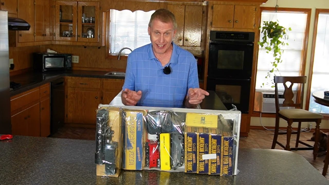 Unboxing a 1950 American Flyer Time Capsule (S Gauge Complete Set)