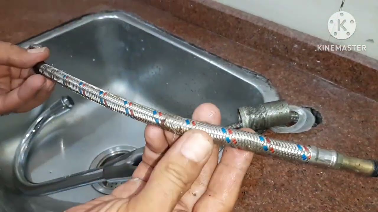 ولا سباك ولا اى حد هيستغلك هتغير #explore وصولة الخلاط بنفسك يعنى هتغيرها#diy