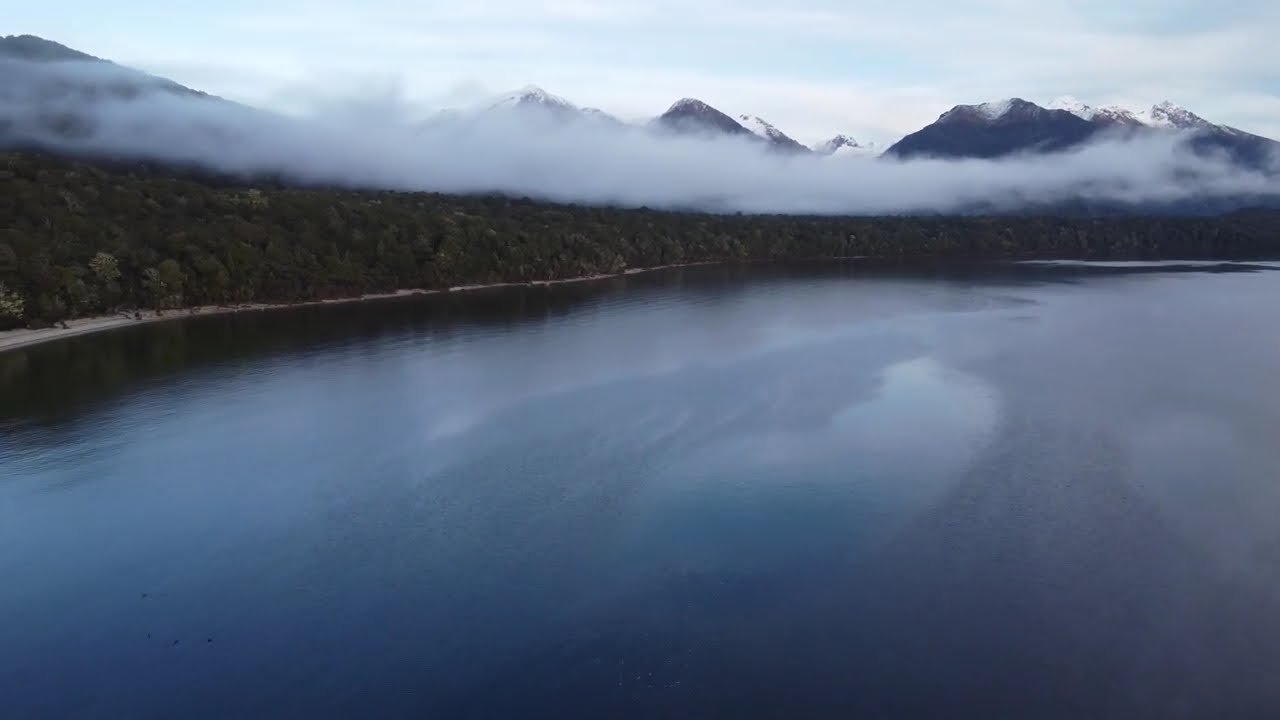 Lake Manapouri New Zealand 4K
