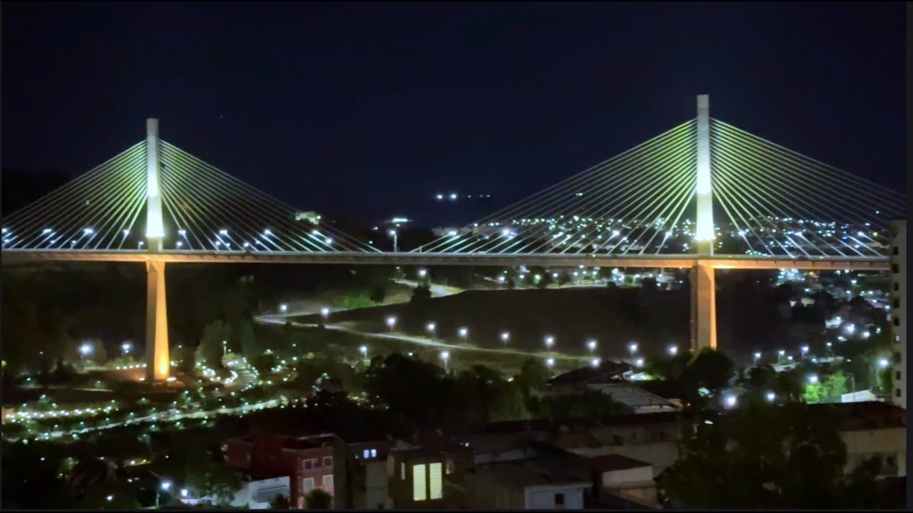 مدينة قسنطينة من أعلى جسر صالح باي