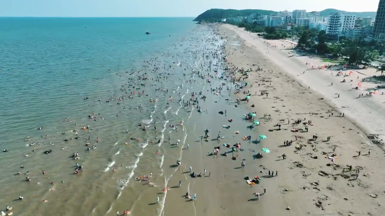 Biển Sầm Sơn b&atilde;i biển đẹp nhất Thanh Ho&aacute;