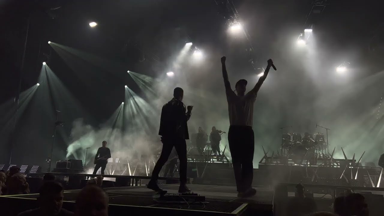 Parkway Drive feat. Casper - Shadow Boxing/Schattenboxen / Live in Munich 2022 (Front Row - 4K)