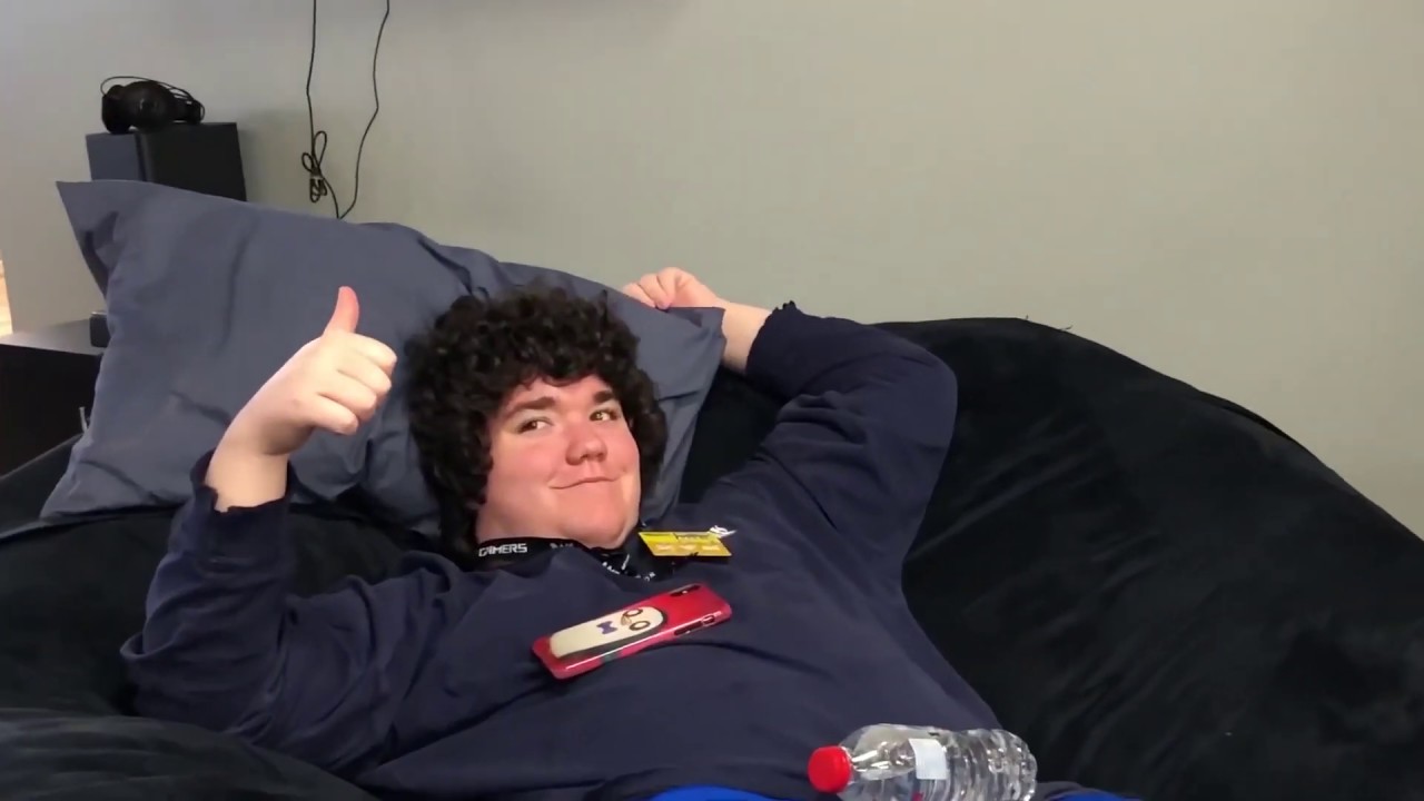 Traves being funny IRL for a few minutes