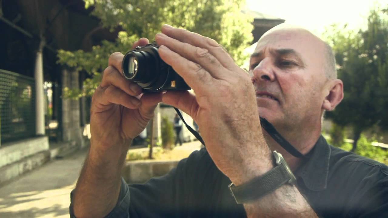 Charlie Waite with the LUMIX LX5 - Istanbul