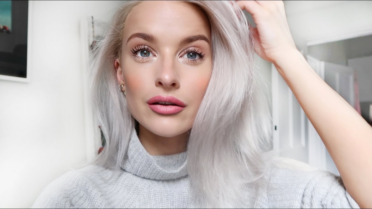 WHAT I EAT IN A DAY and NEW MAKEUP | VLOG 30