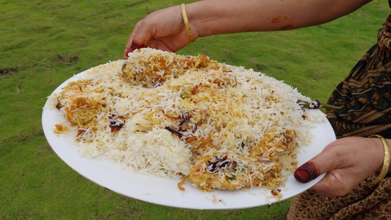 Chicken Biryani || चिकन बिरयानी || Moti Dhati 14KG Simple Biryani Recipe By Farhana Cooking 