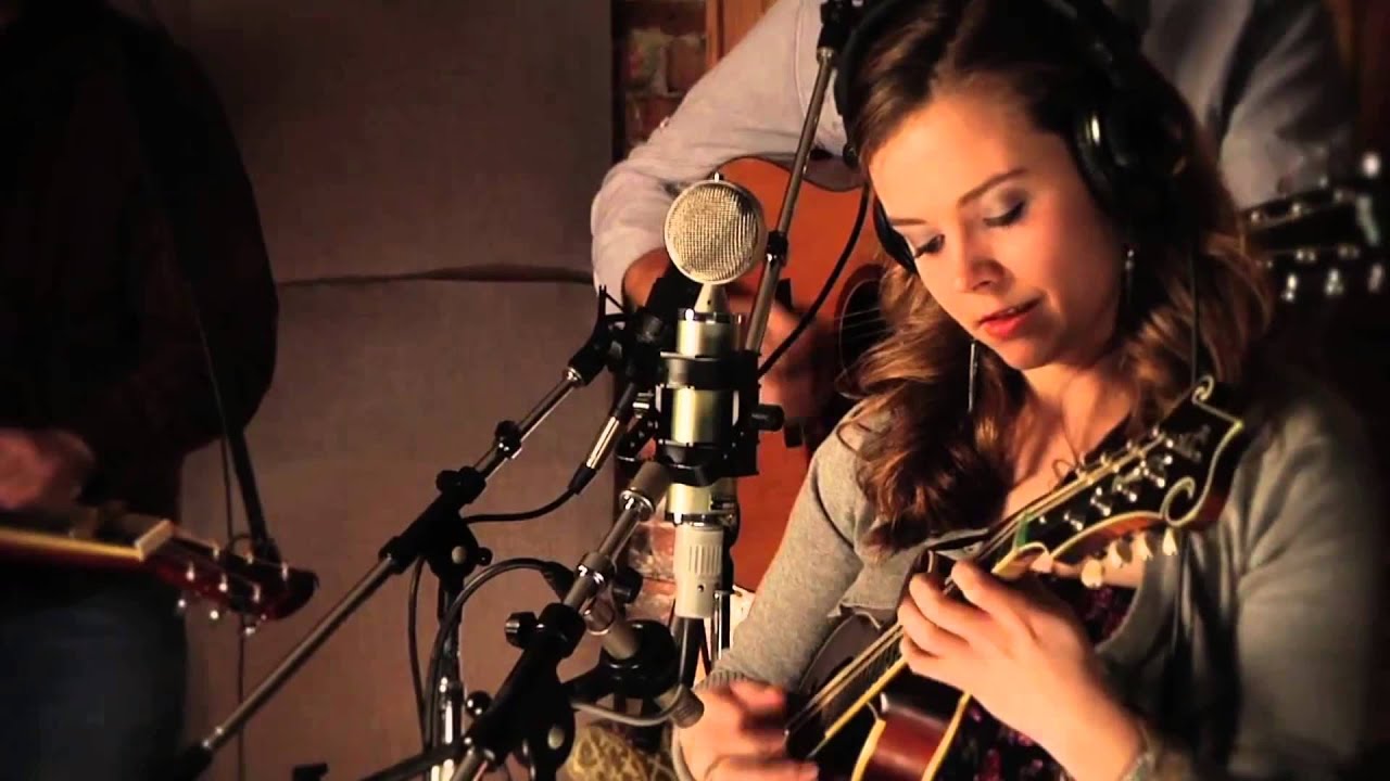Sierra Hull (bluegrass video HD1920x1080).mp4