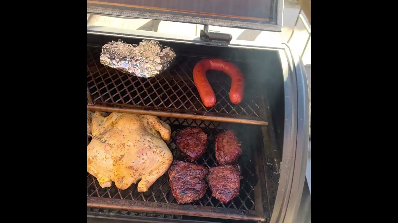 First cook on the Char Griller Grand Champ..