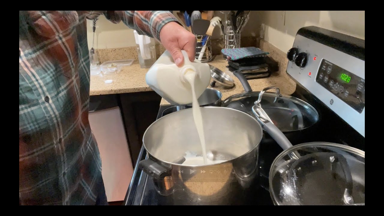 Making Greek Mano&uacute;ri Cheese Using Raw Milk, &Mu;&alpha;&nu;&omicron;ύ&rho;&iota; &Tau;&upsilon;&rho;ί