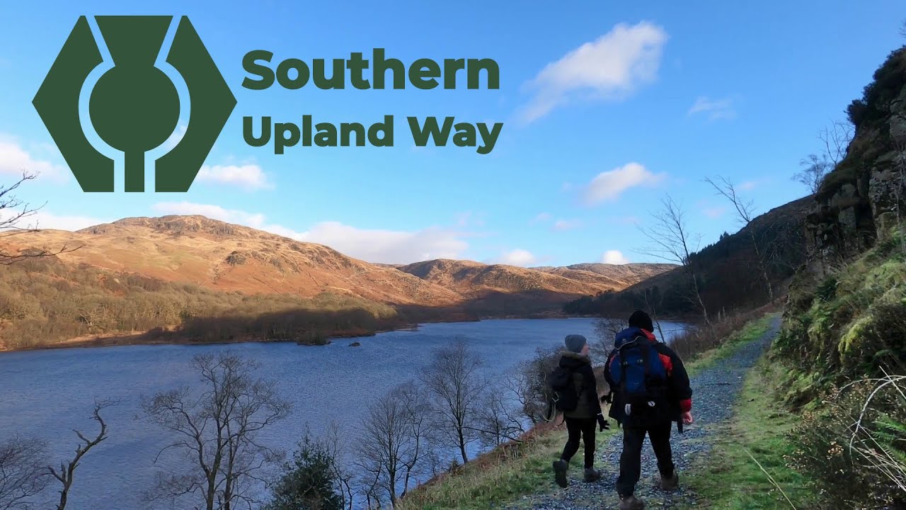 How to stay warm. What to wear and what kit to take when walking in Southern Scotland in the winter.