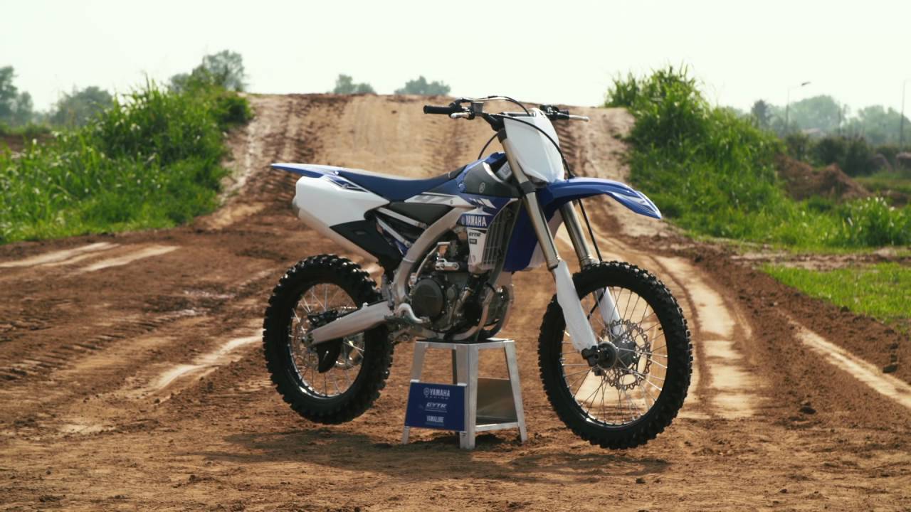 Guillem Navas prueba las nuevas Yamaha YZ 2017 para MXONBOARD