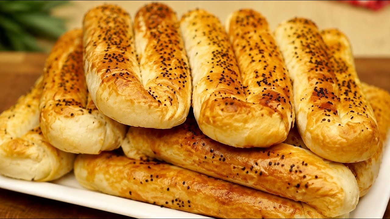 Homemade Cheese Pies &ndash; Fluffy Baked Cheese Pies Recipe