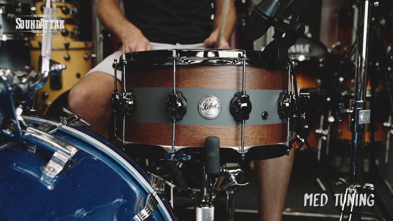 DS Rebel Custom Drums 14x7'' Mahogany Snare Drum - Natural with Grey Stripe