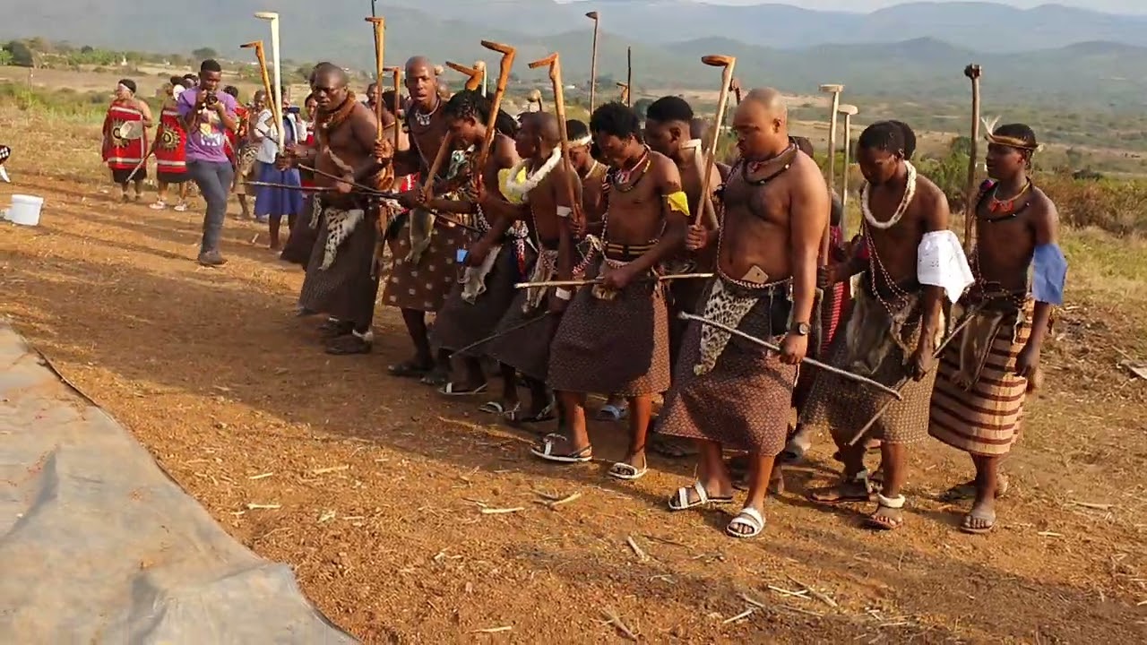 Umtsimba waLaTsabedze kaDladla eNkwene (2) (Traditional wedding)
