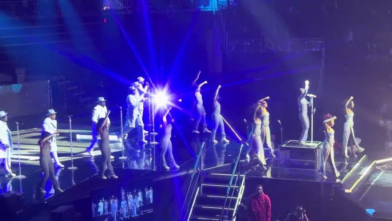 New Edition, BoyIIMen & Toni Braxton BEST OPENING ACT EVER! @neweditionofficial @BoyzIIMenOfficial 