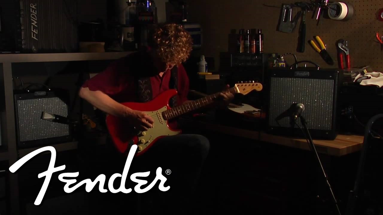 FENDER&reg; PRO JUNIOR&trade; III & STRAT&reg; | 