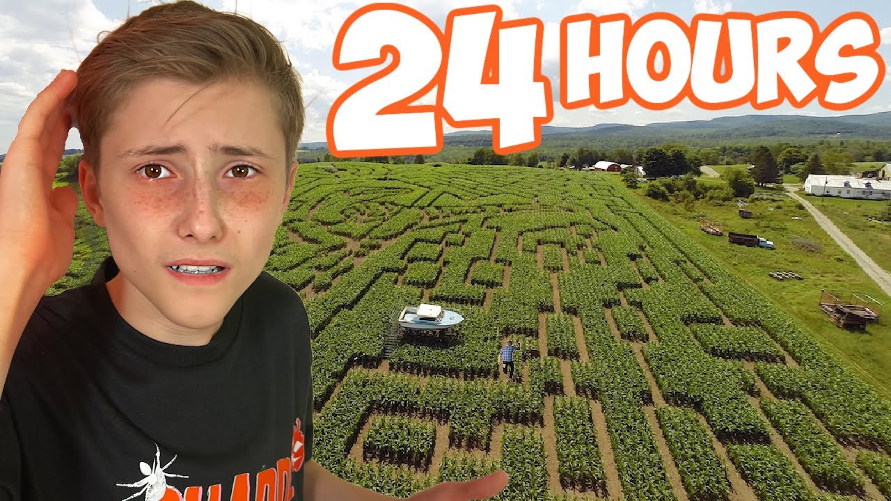 Sharpe Family Singers - CORN MAZE CHALLENGE! 🌽✨