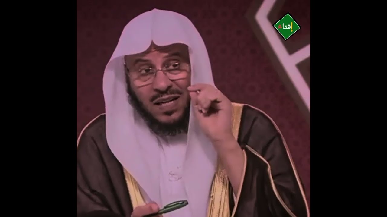 هل يلزم إخبار الفقير عند إعطائه من مال الزكاة بأن هذا من مال الزكاة ؟الشيخ عزيز العنزي 