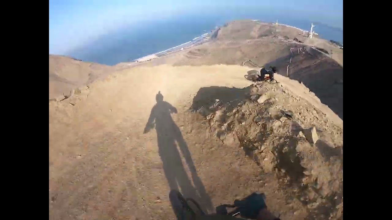 Morro a las 8 am en verano enduro DH 