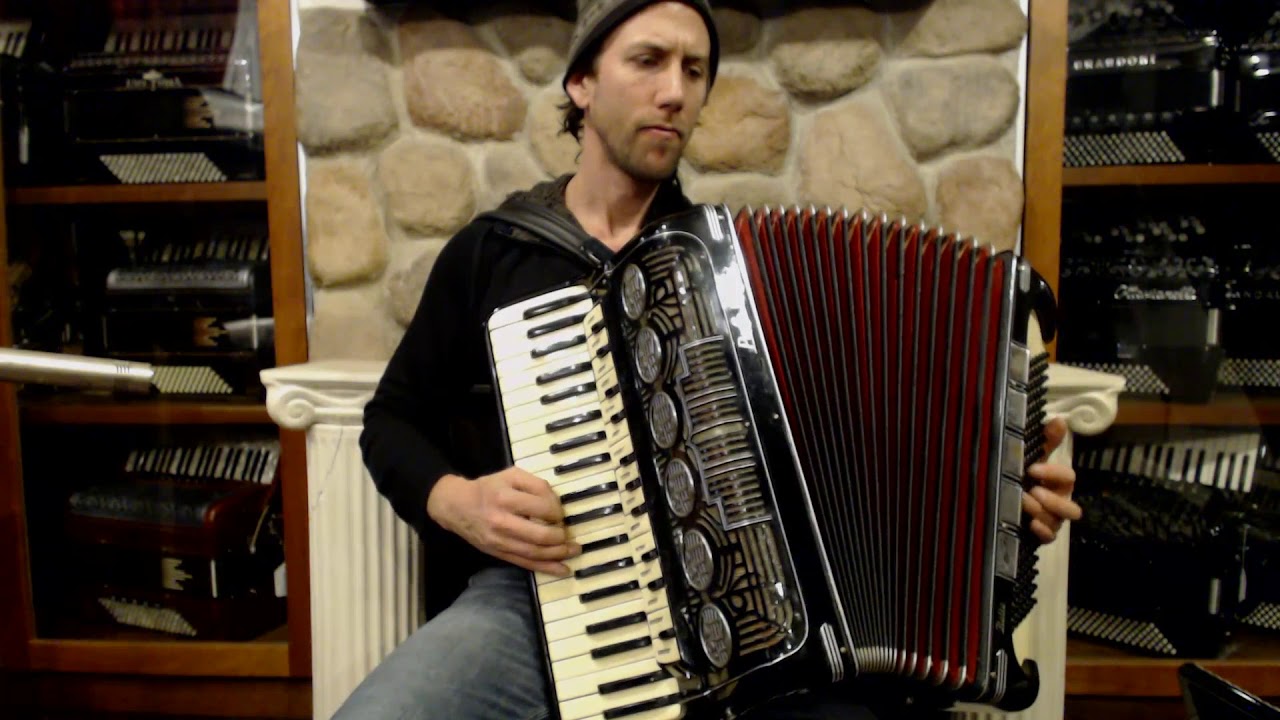 3147 - Black Paolo Soprani Piano Accordion LMMH 41 140 $1499