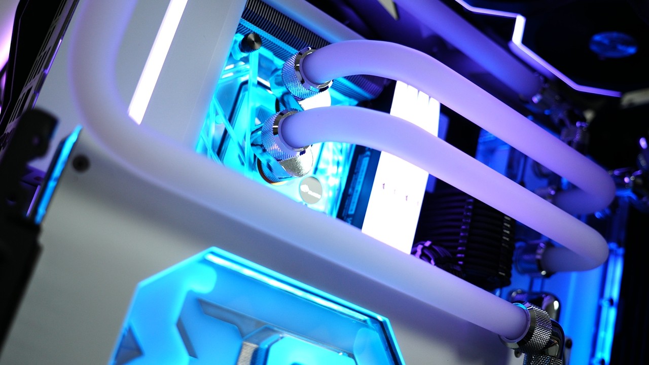 ⁣Armé mi PC definitiva 🔥 | Ultra 9 + RTX 5070 Ti + Refrigeración Líquida Csutom.