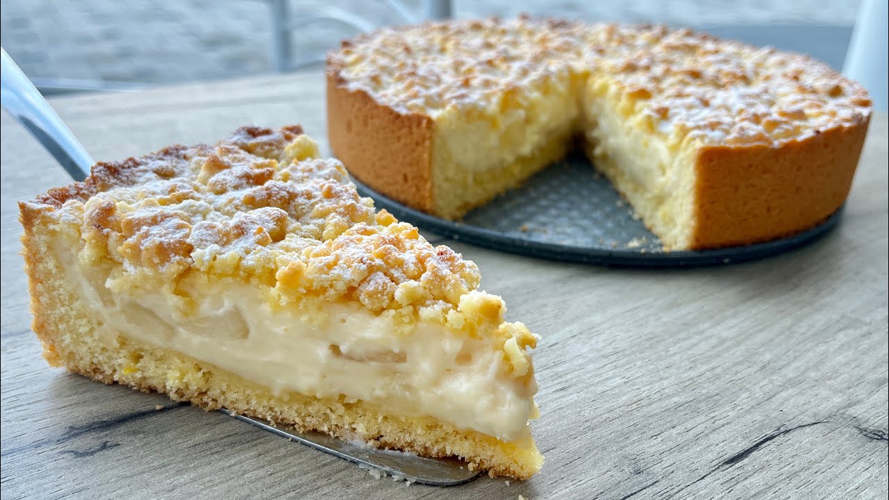 Në qoftë se e keni vetëm 1 MOLLË në Shtëpi mos e le pa e provu këtë Ëmbëlsirë 🥰