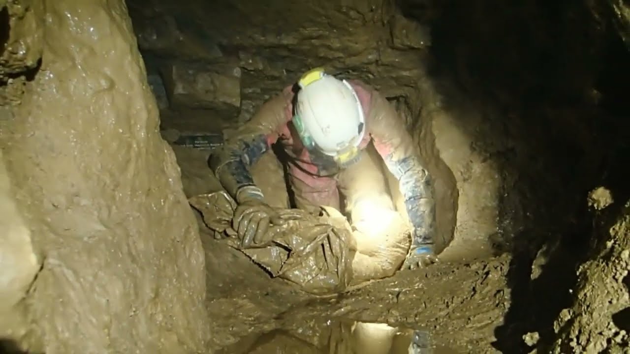 Cave Digging, 28th June 2024. Shifting spoil! Flippin' hard work!