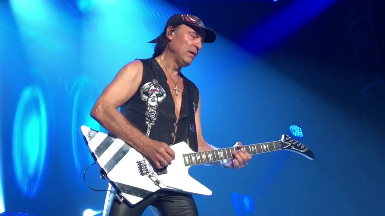 Scorpions - Tease Me, Please Me / Clermont-Ferrand (FR), 24.03.2018
