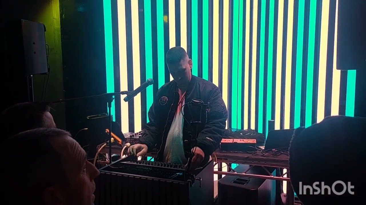 Roland TR-1000 Live Demo with PJ Bridger