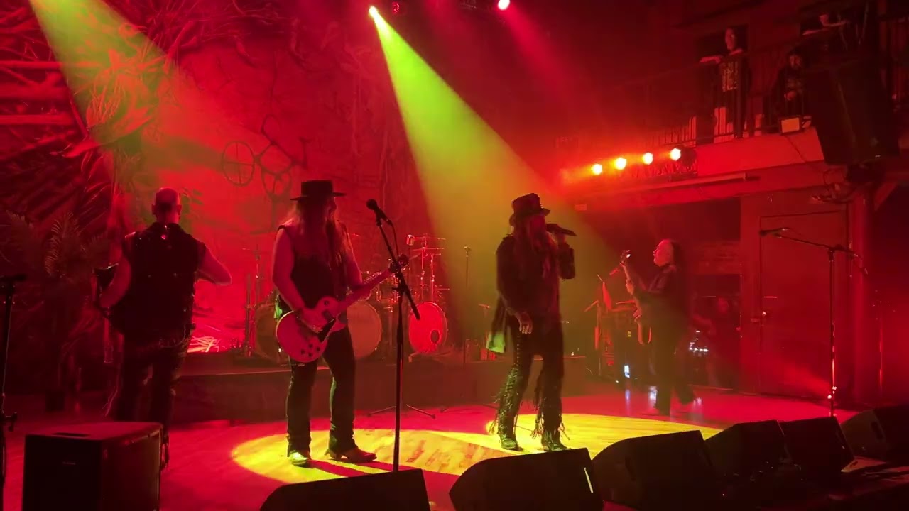 Korpiklaani - Ievan polkka (Live at The Crofoot Ballroom, Pontiac, Michigan)
