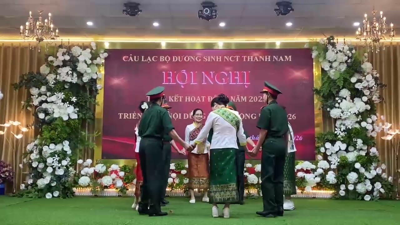 CLB Thành Nam (Lộc An) múa Tình Viêt Lào anh em tổng kết năm 2025