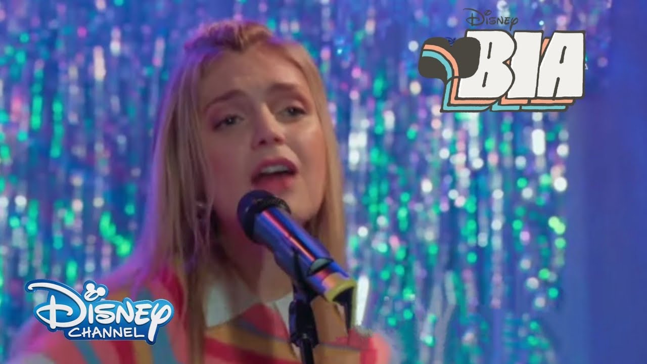 Bia 2 - Chiara,Bia et Celeste chantent 