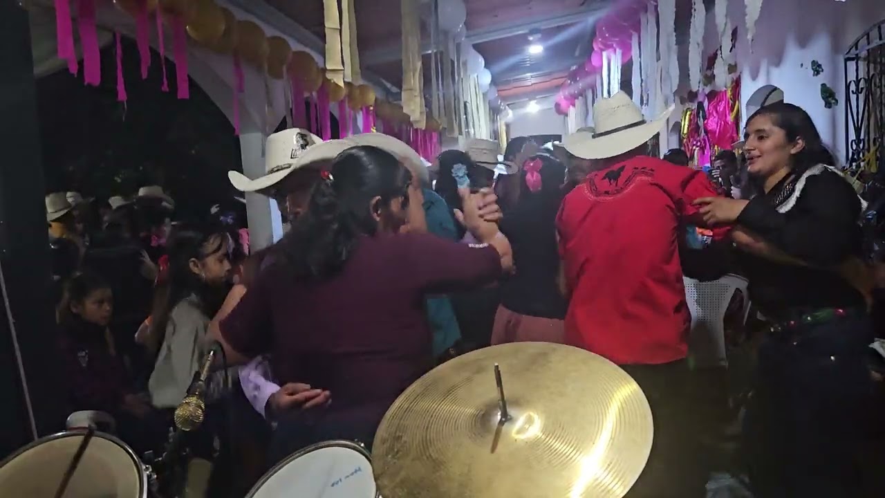 Recuerdos de Aldea Chirrum Rabinal B.V.