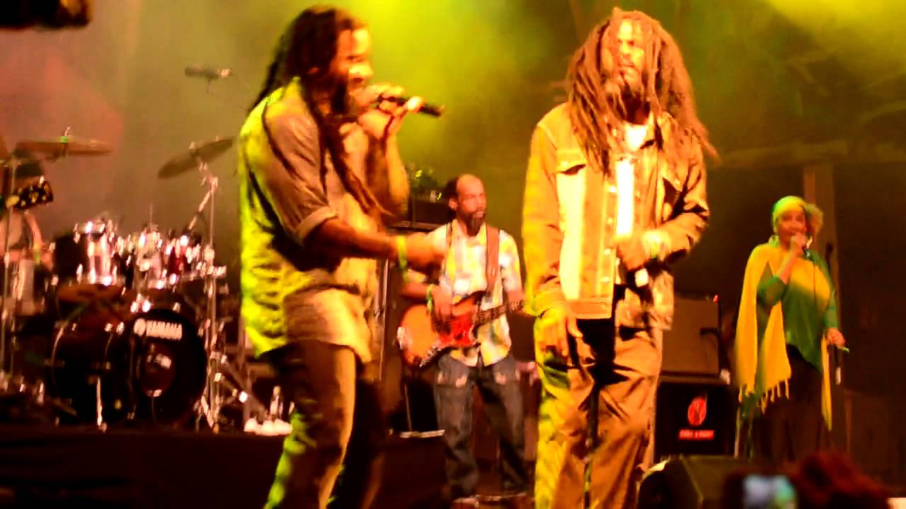Kymani Marley, Andrew Tosh & Marcia Griffiths, 'Trenchtown Rock', Rototom Sunsplash 2012