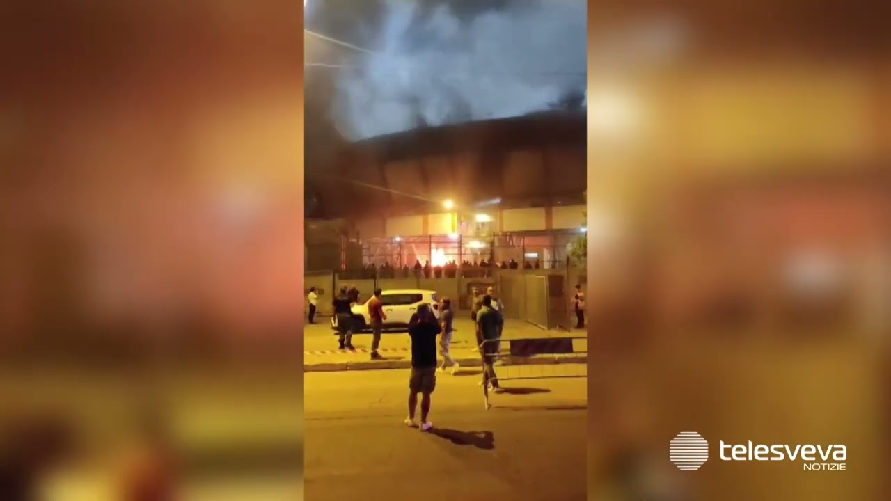 Fiamme allo “Iacovone” al termine di Taranto-Foggia, rischio totale inagibilità dell’impianto