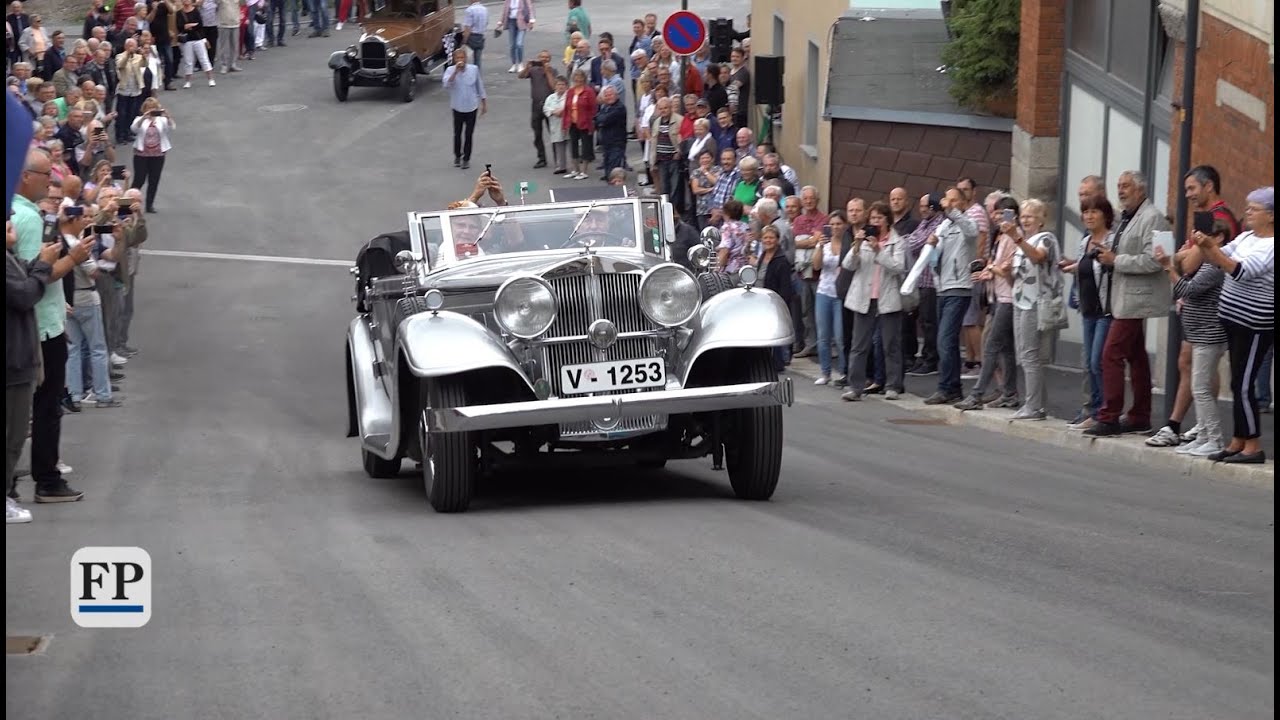 Horch-Oldtimer rollen über steile Teststrecke