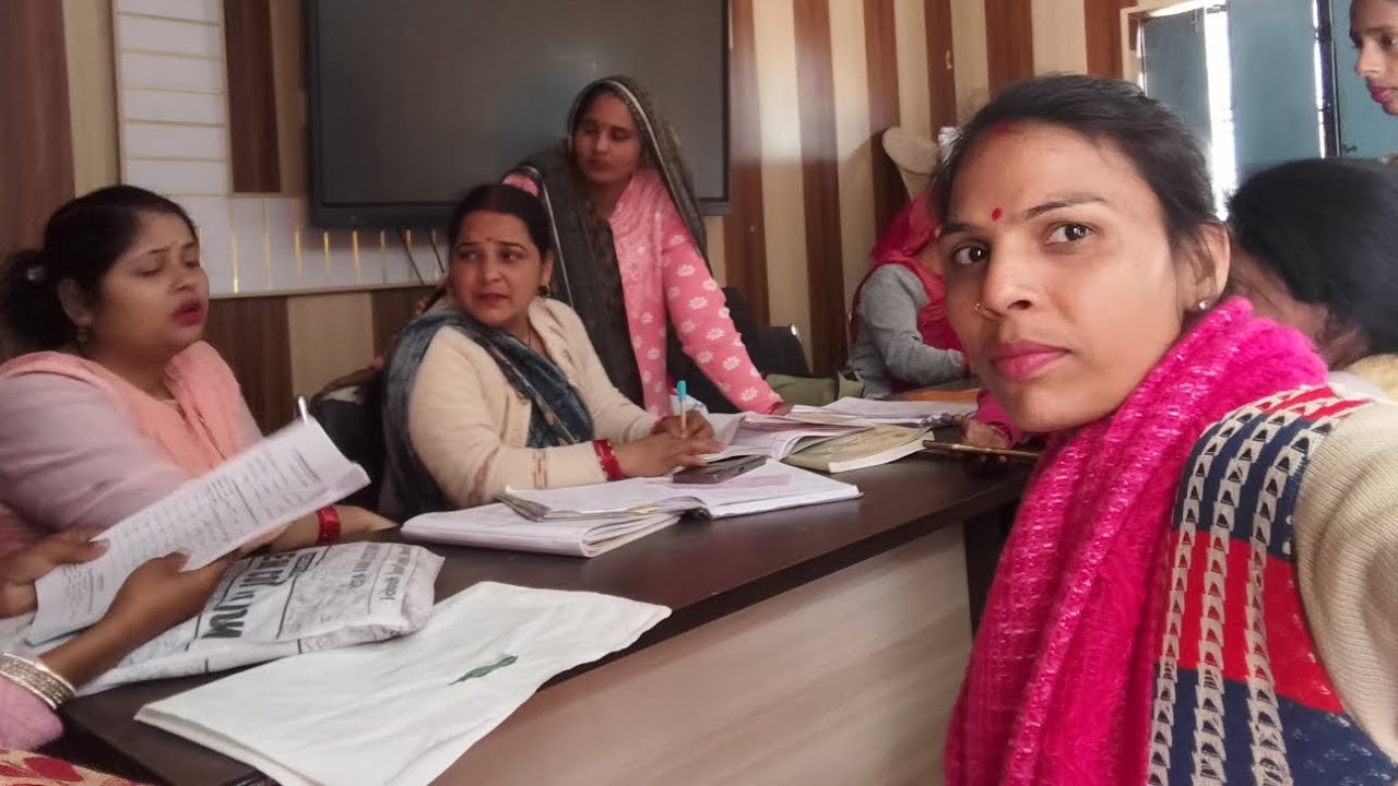 क्यों जाना पड़ा अचानक मीटिंग में#priya sanjayvlog 