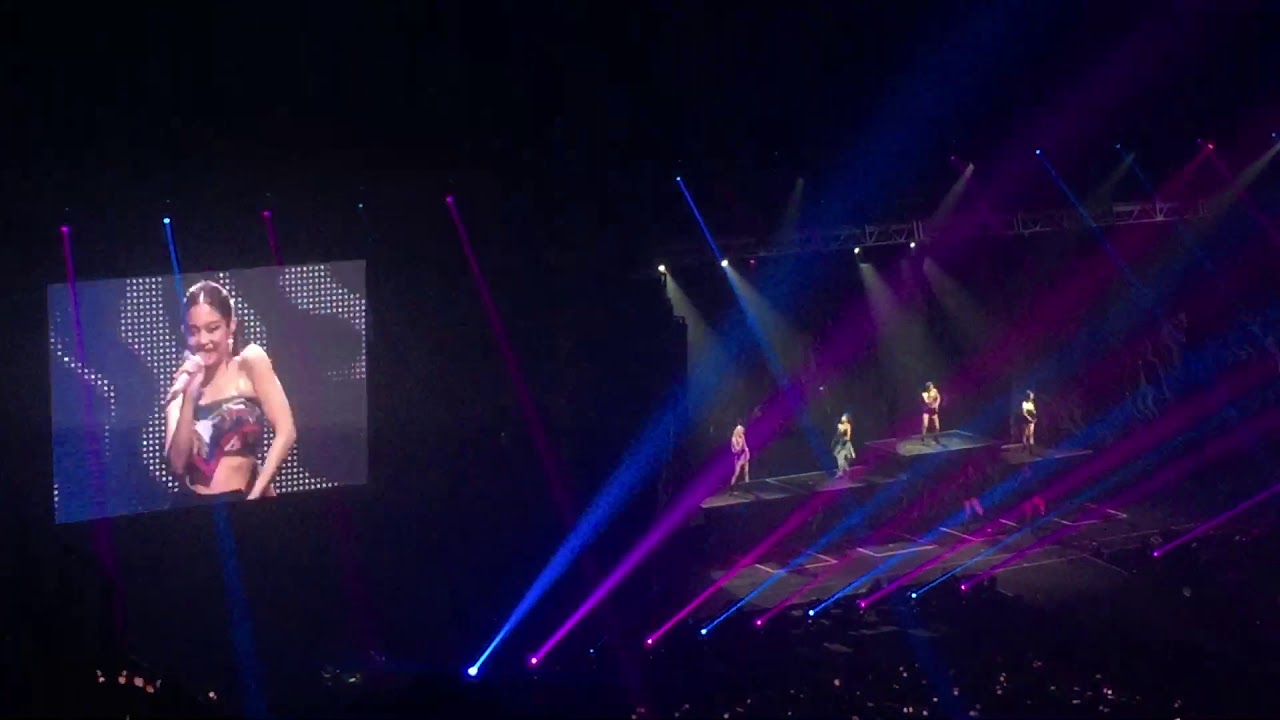BLACKPINK [IN YOUR AREA] BANGKOK : ENCORE Day1 190712 - Kiss and make up