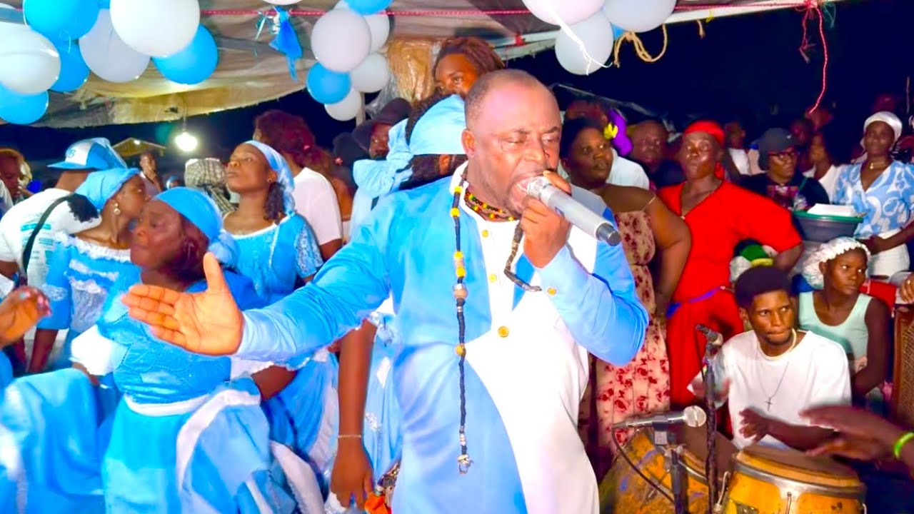 SAMBA DONALD FÈ MÈVÈY AK CHANTE SAYO BODMÈ LIMONAD KAY FILOMISE. VODOU MAYE MOUN AP PRAN LWA