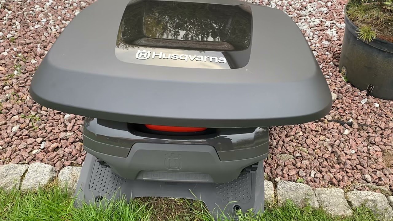 Automower robot koszący Husqvarna AM310 z domkiem dla AM - prezentacja urządzenia  #salon2kolka