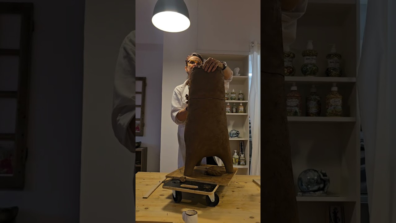 nasce una scultura.  www.aiemstudioceramica.com