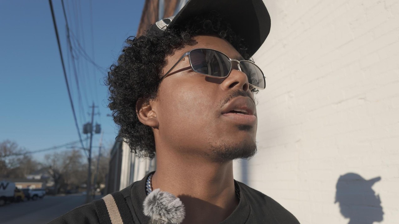 VLOG #15 | LOVE LOCAL IN NEWNAN | FT @dezzyloops and local shops