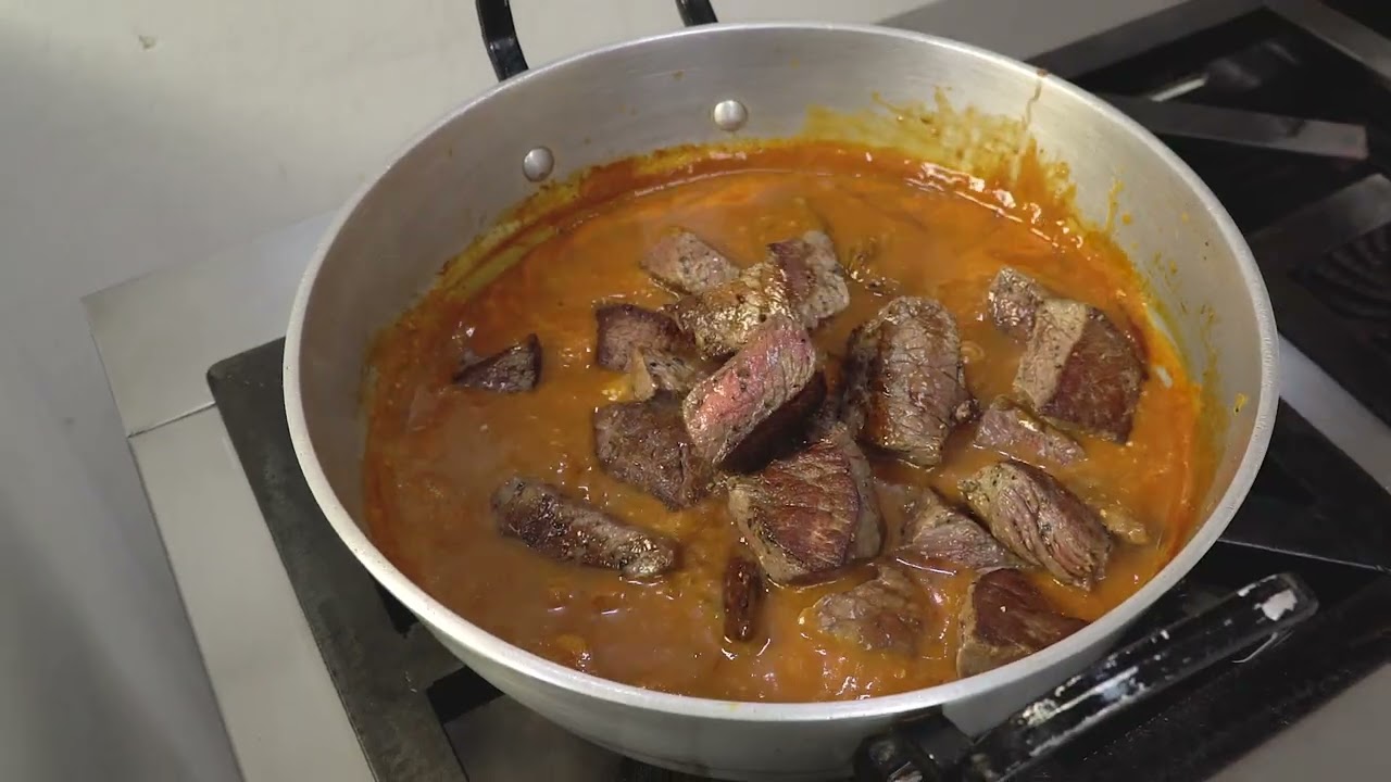Seco de Carne con arroz Sylvia María