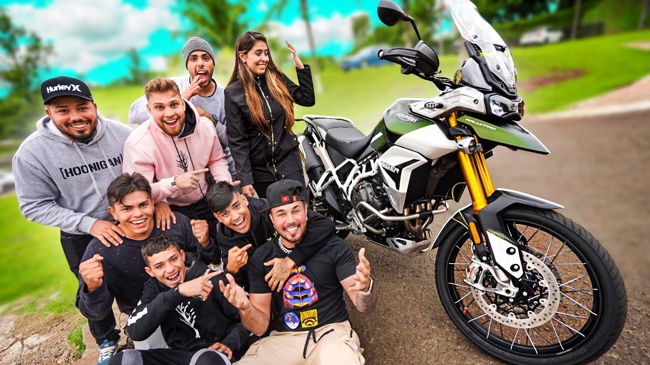 REAÇÃO DOS MEUS AMIGOS AO VER A MINHA MOTO NOVA *big trail